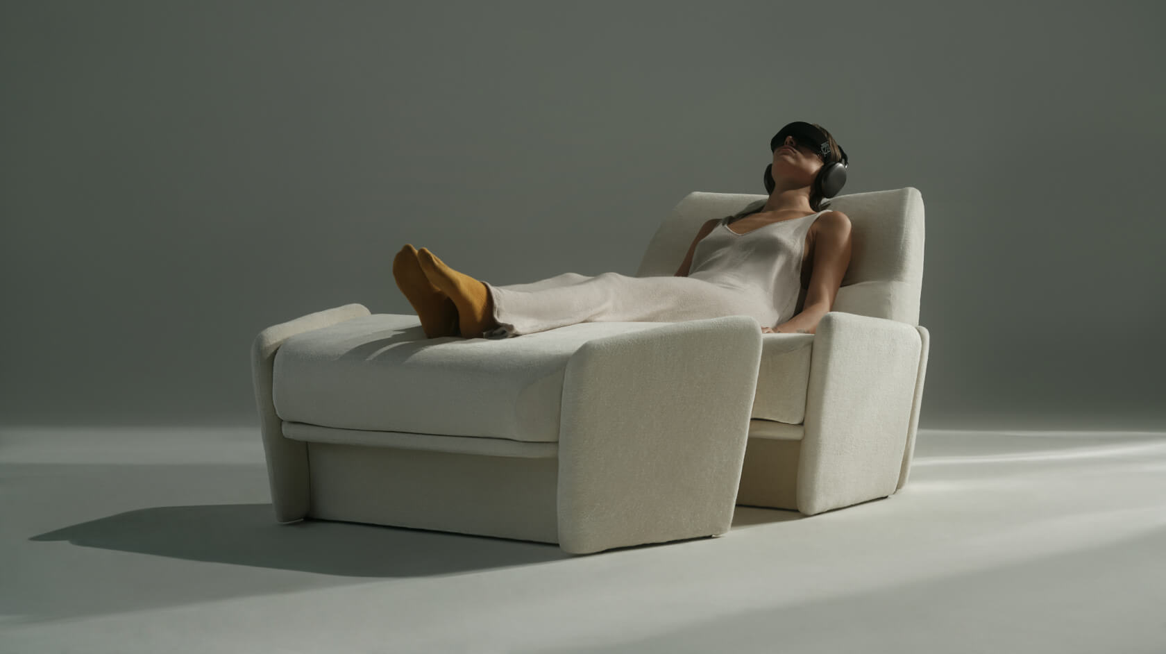 The Morphus Lounge — premium multi-sensory wellness chair